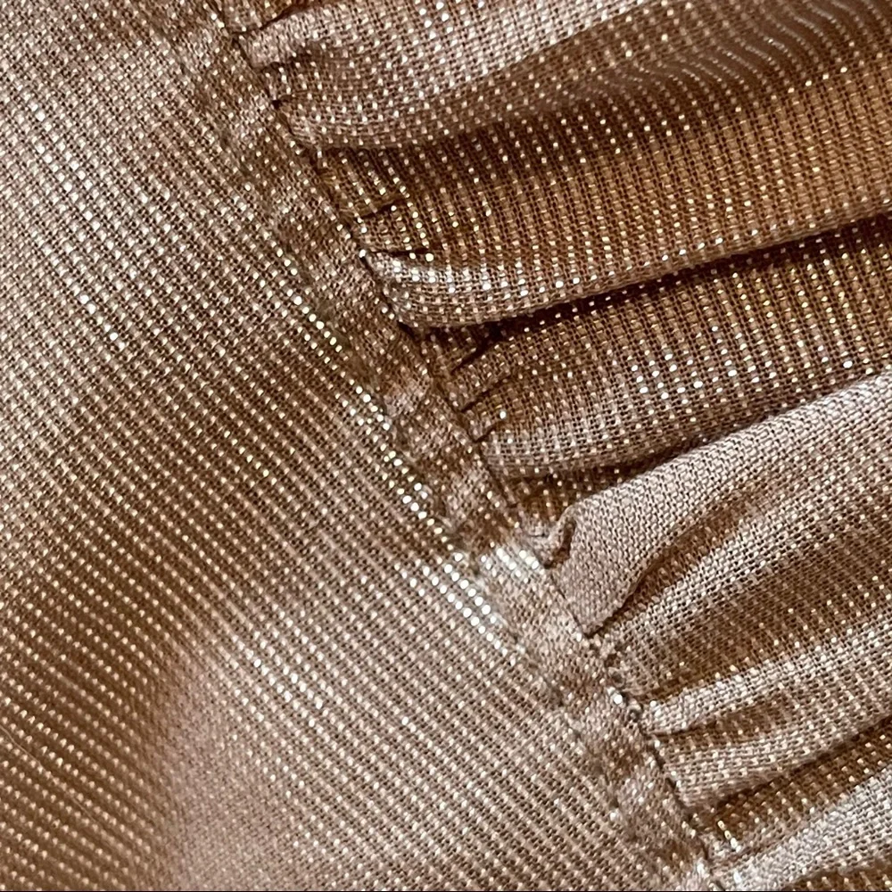 OLD NAVY mini Gold rose metal Shimmer skirt SZ 4
